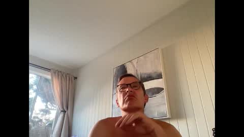 P online show from October 2025 01:25:01 AM