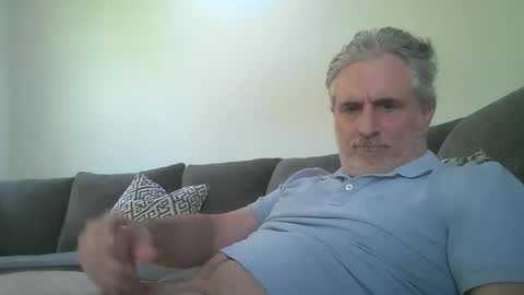 Snapshot of usainparis chatting on September 2025 11:07:01 PM usainparis online show from September 2025 11:07:01 PM