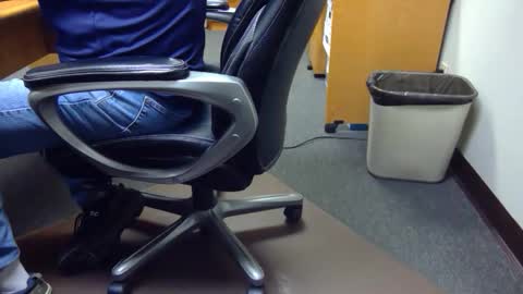 Snapshot of useemie chatting on February 2026 11:10:02 PM useemie online show from February 2026 11:10:02 PM