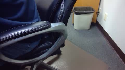 Snapshot of useemie chatting on February 2026 08:05:02 PM useemie online show from February 2026 08:05:02 PM