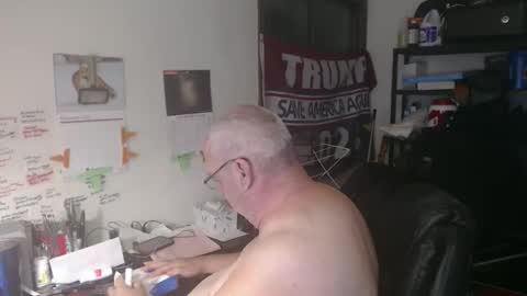 Eric online show from November 2025 12:11:01 PM