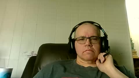 Snapshot of usstarr1 chatting on March 2026 03:04:01 PM usstarr1 online show from March 2026 03:04:01 PM