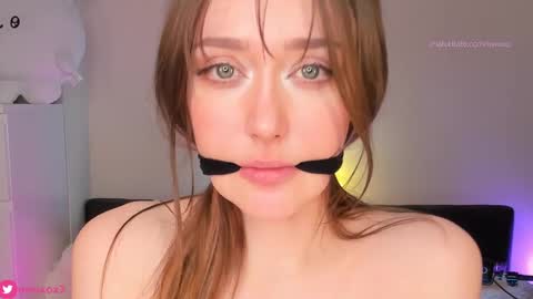 Snapshot of uwuxo chatting on December 2024 10:14:01 AM Romy online show from December 2024 10:14:01 AM