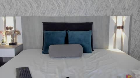 Snapshot of vaalentina_lux chatting on June 2026 02:49:01 PM Vaalentina Lux online show from June 2026 02:49:01 PM