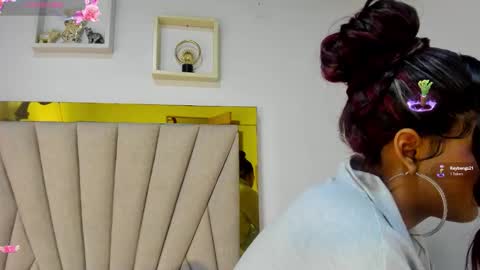 Snapshot of vahiolet_fuentes chatting on March 2026 02:59:01 AM vahioleth online show from March 2026 02:59:01 AM