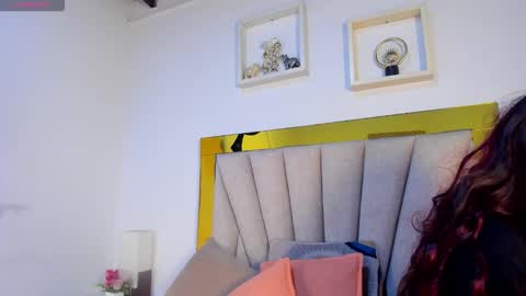 Snapshot of vahiolet_fuentes chatting on March 2026 08:19:01 AM vahioleth online show from March 2026 08:19:01 AM