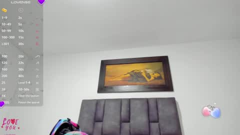 Vahiolet smith online show from June 2026 03:15:02 AM