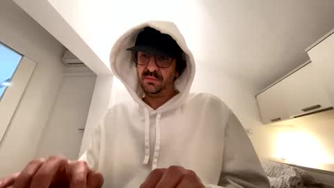 Snapshot of vaibrasilpirocudo chatting on February 2025 11:10:02 PM vaibrasilpirocudo online show from February 2025 11:10:02 PM