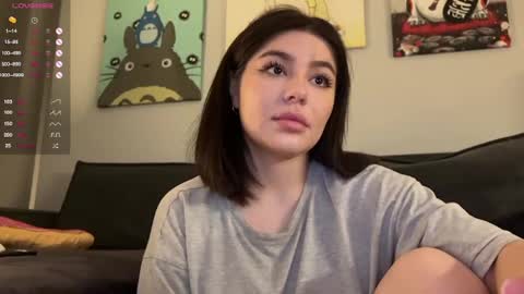 Snapshot of vaiee chatting on February 2025 07:00:01 PM Valery online show from February 2025 07:00:01 PM