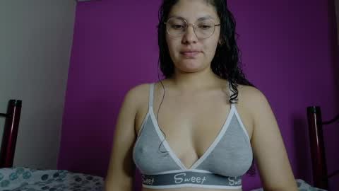 Vainilla online show from May 2026 01:23:01 AM