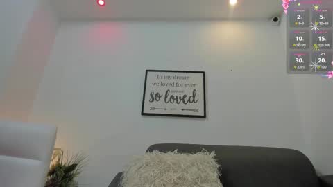 vainilla_heart online show from October 2025 03:04:01 AM