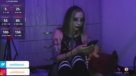 Vainilla Independent model online show from March 2026 01:47:01 AM