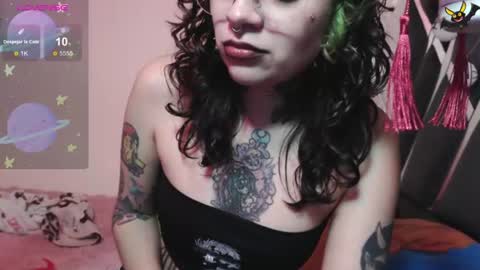 Vainilla Independent model online show from June 2026 05:12:01 AM