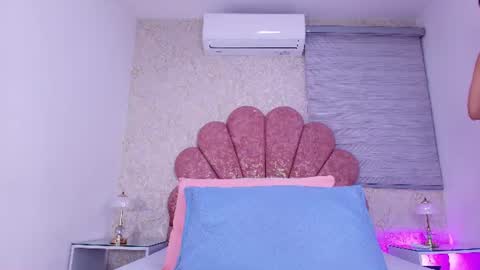 Vaiolet colls online show from June 2026 11:47:02 AM
