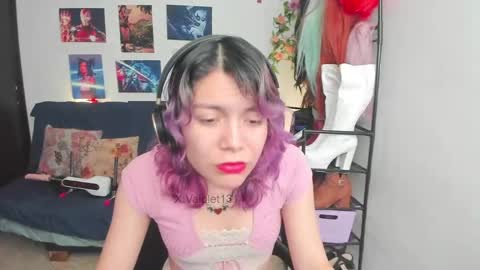 Vaiolet1314 online show from April 2026 02:48:01 PM