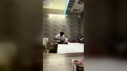 vaishal25132 online show from January 2026 11:17:01 PM