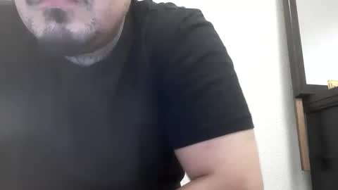 Snapshot of valdovinosr345 chatting on January 2026 12:29:01 PM Daddy 007 online show from January 2026 12:29:01 PM