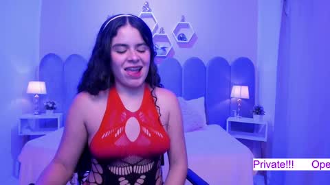 Snapshot of valemontoya chatting on February 2025 03:33:02 AM Valentina Montoya online show from February 2025 03:33:02 AM