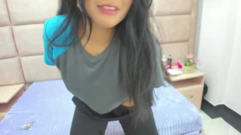valen lopeez online show from May 2026 05:35:02 AM