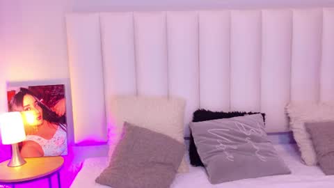 Valen Scott online show from June 2026 11:41:02 AM