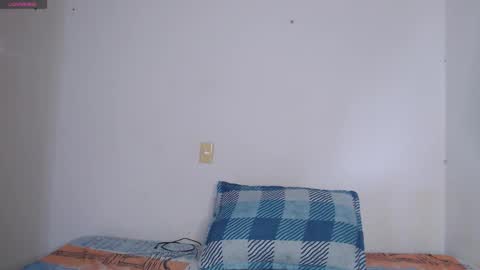 Snapshot of valen_thompson chatting on March 2026 09:08:02 PM IG-valen mendoza99 twitter valenthompson99 online show from March 2026 09:08:02 PM