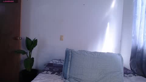 IG-valen mendoza99  twitter valenthompson99 online show from May 2026 08:35:02 PM