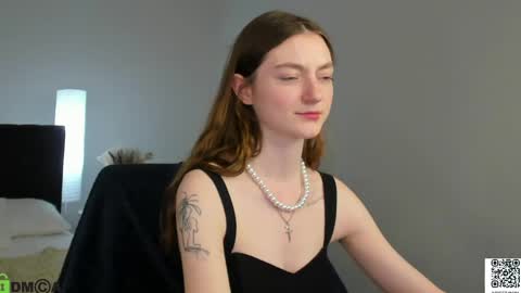 Snapshot of valenora1 chatting on May 2026 11:26:01 AM Nora online show from May 2026 11:26:01 AM