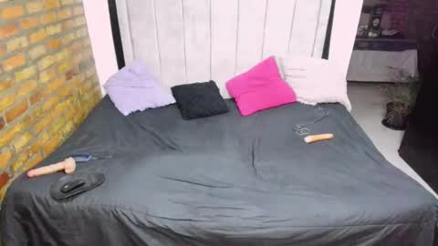Valentina online show from May 2026 02:49:02 AM