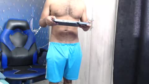 Snapshot of valentin_king7 chatting on December 2024 01:11:01 PM Valentine online show from December 2024 01:11:01 PM