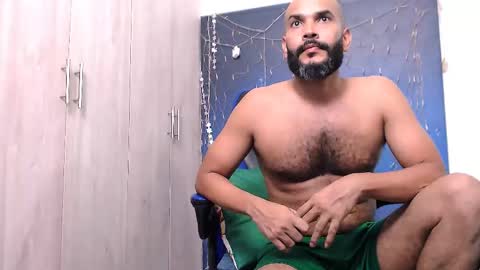 Snapshot of valentin_king7 chatting on December 2024 06:43:02 PM Valentine online show from December 2024 06:43:02 PM