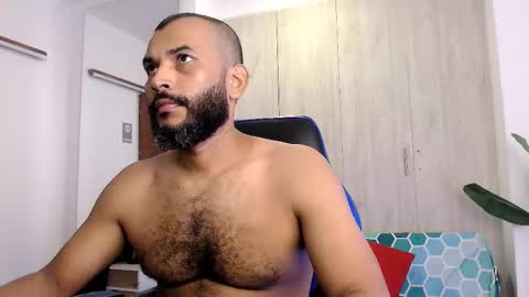 Snapshot of valentin_king7 chatting on December 2024 11:59:01 AM Valentine online show from December 2024 11:59:01 AM