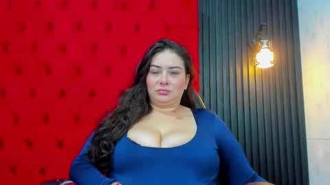 Snapshot of valentina_coba11 chatting on February 2026 08:02:01 PM Valentina online show from February 2026 08:02:01 PM