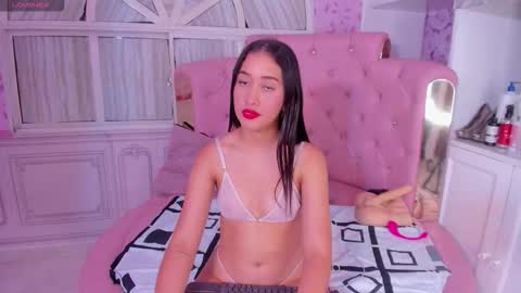 Valentina online show from November 2025 02:54:02 AM