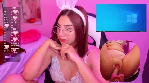 Snapshot of valentina_greco chatting on February 2025 01:42:02 PM Valentina online show from February 2025 01:42:02 PM