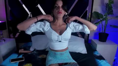 valentina online show from February 2026 07:06:02 PM