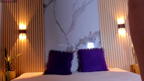 Snapshot of valentina_lux1 chatting on March 2025 03:05:02 AM Valentina online show from March 2025 03:05:02 AM