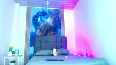 valentina_y_sneiderr online show from April 2026 03:26:02 AM