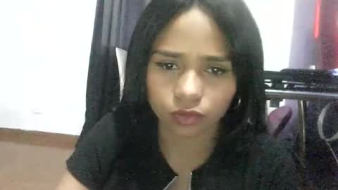 Snapshot of valentinahot_55 chatting on October 2025 02:34:01 AM valentinahot_55 online show from October 2025 02:34:01 AM