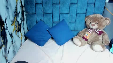 valentinaklean1 online show from April 2026 01:36:02 AM