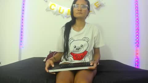 Snapshot of valentinalov chatting on February 2025 12:03:02 PM Valentina online show from February 2025 12:03:02 PM