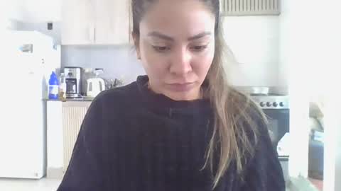 Snapshot of valentinaseleni24 chatting on June 2026 06:08:01 PM valentinaseleni24 online show from June 2026 06:08:01 PM