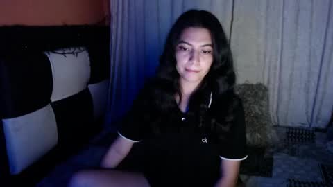 valentinasmith18 online show from April 2026 12:24:01 AM