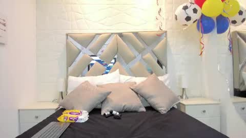 Snapshot of valentinasu_ chatting on July 2026 11:51:02 AM VALENTINA online show from July 2026 11:51:02 AM