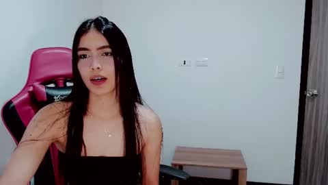 Valentina  online show from July 2026 03:00:02 AM