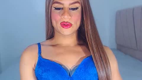 VALENTINA   online show from November 2025 07:04:02 PM