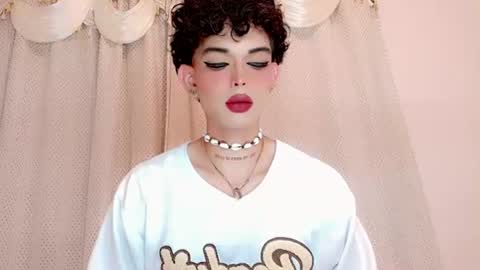 Marian online show from December 2025 01:54:02 AM