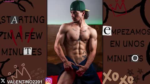 valentino online show from November 2025 11:36:02 PM