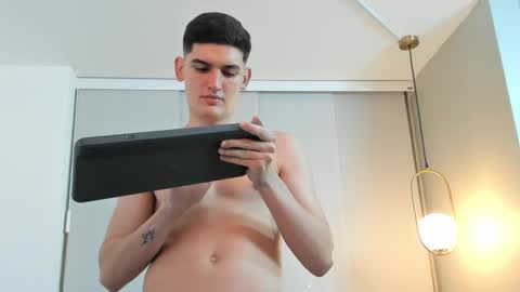 ValentinoCerati online show from December 2024 03:20:01 AM