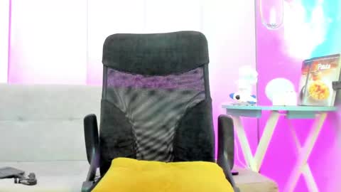 ValentinoCerati online show from January 2025 06:17:01 AM