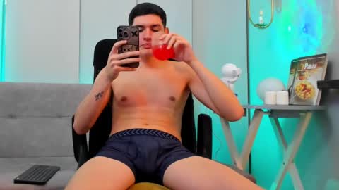 ValentinoCerati online show from January 2025 04:27:01 AM